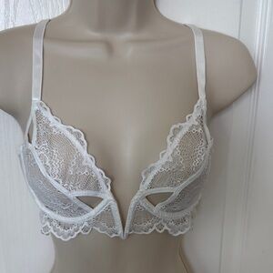 NWOT-Free People Elegant White Lace Bra